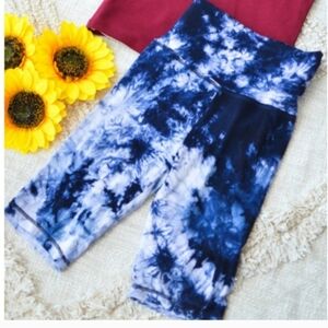 NWOT WOMENS NAVY TIE DYE BIKER SHORTS